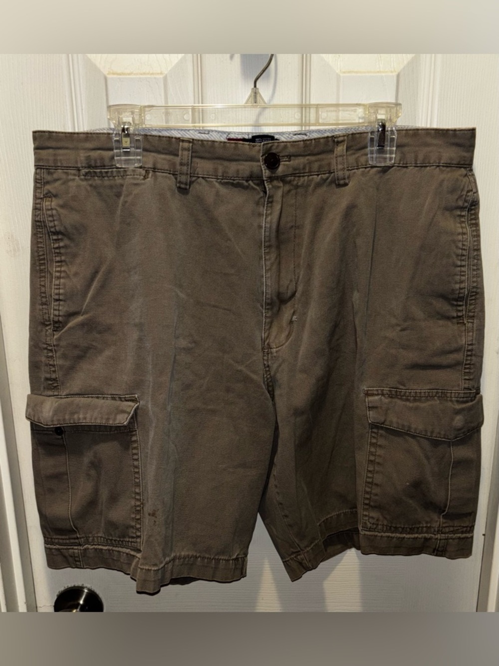 Men's Chaps Cargo Shorts in Brown
